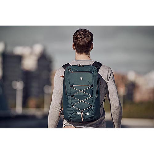 Altmont active lightweight outlet expandable backpack