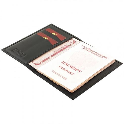 Обложка для паспорта с отделениями для карт чёрная SCHUBERT o015-401/01