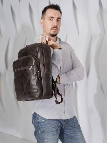 Кожаный рюкзак для ноутбука, черный Carlo Gattini 3017-01