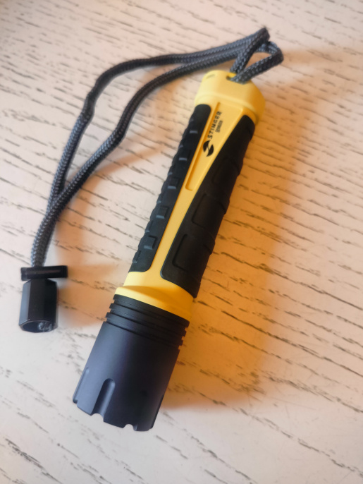 Фонарь светодиодный водонепроницаемый GripLite STINGER PT0-C4A2