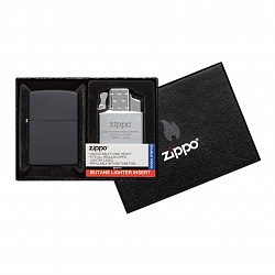 Набор: зажигалка 218 с покрытием Black Matte и газовый вставной блок с двойным пламенем  Zippo 218-090204 GS